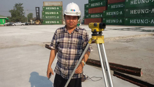 ช่างปูกระเบื้อง